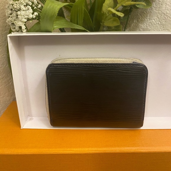 Louis Vuitton, zippy compact wallet - Picture 3 of 14